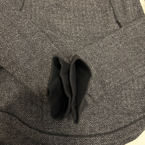 Women’s Lululemon 1/4 Running Shirt Sz 4 EUC - Picture 6 of 11